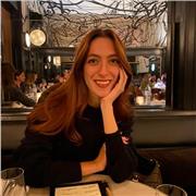 Studentessa di Giurisprudenza al quarto anno impartisce lezioni di italiano, ovviamente diritto, e aiuto compiti